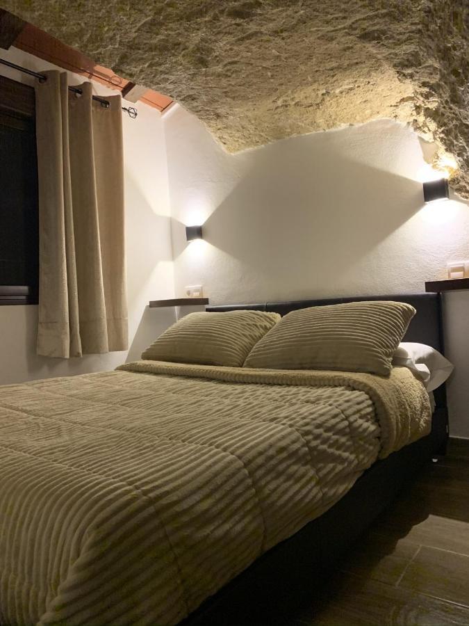 Apartamentos3Cuevas Setenil De Las Bodegas Eksteriør bilde